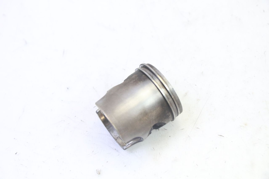 photo de CYLINDER PISTON PEUGEOT ELYSTAR 50 (2002 - 2014) - High-resolution close-up