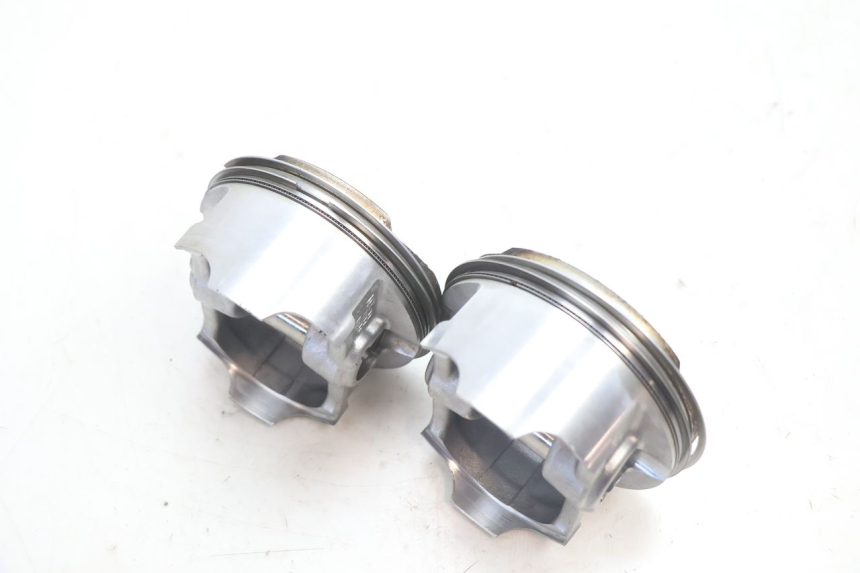 photo de CYLINDER BARREL PISTON KAWASAKI ER-6 ER6 N 650 (2005 - 2009) - Distinctive features