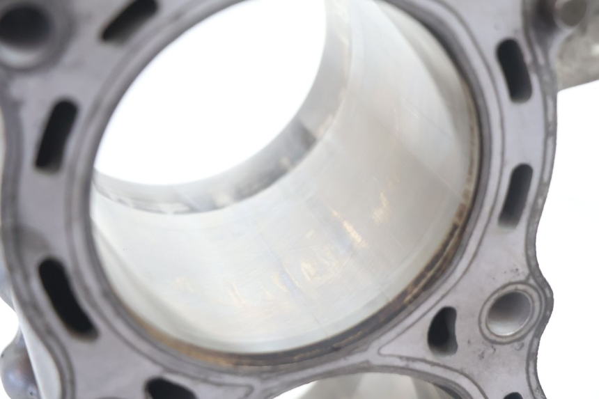 photo de CYLINDER BARREL PISTON KAWASAKI ER-6 ER6 N 650 (2005 - 2009) - Zoom on usage condition