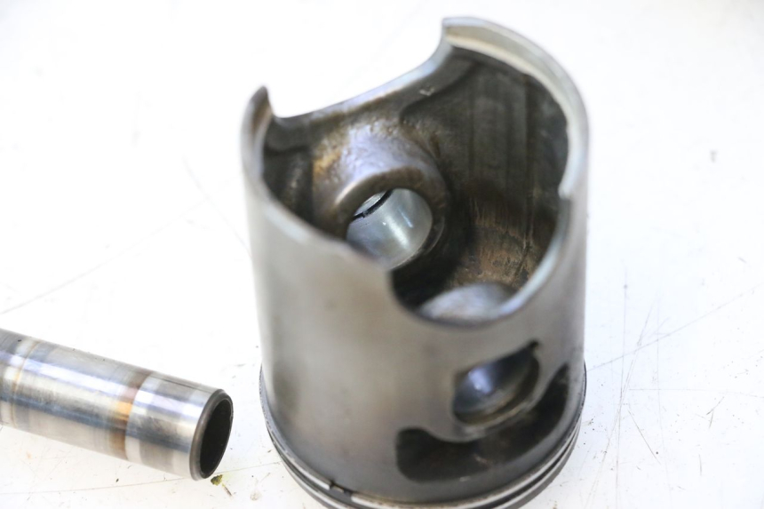 photo de CYLINDER BARREL PISTON HONDA FES PANTHEON 2T 125 (1998 - 2002) - Used quality zoom