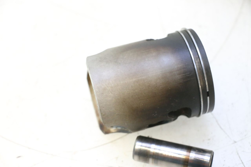 photo de CYLINDER BARREL PISTON HONDA FES PANTHEON 2T 125 (1998 - 2002) - Main view