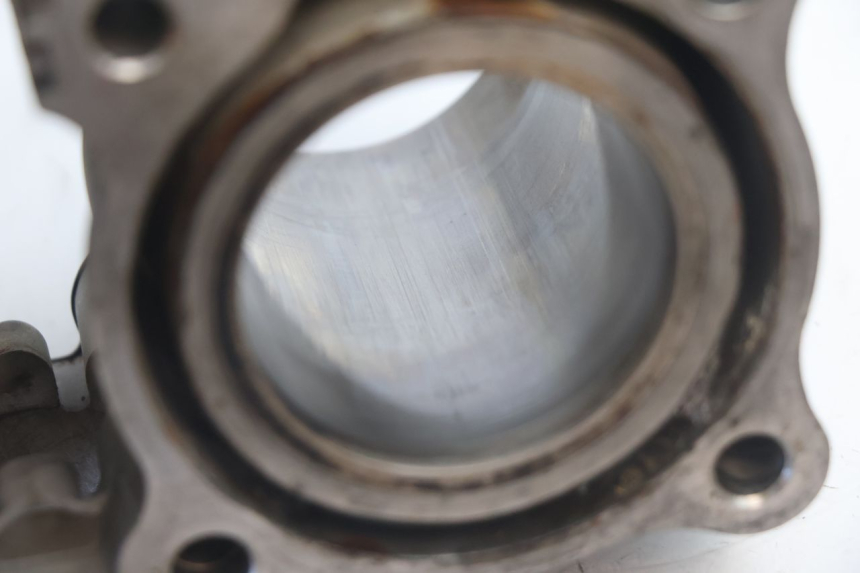 photo de CYLINDER BARREL PISTON HONDA FES S-WING SWING ABS 125 (2007 - 2015) - Surface and material condition