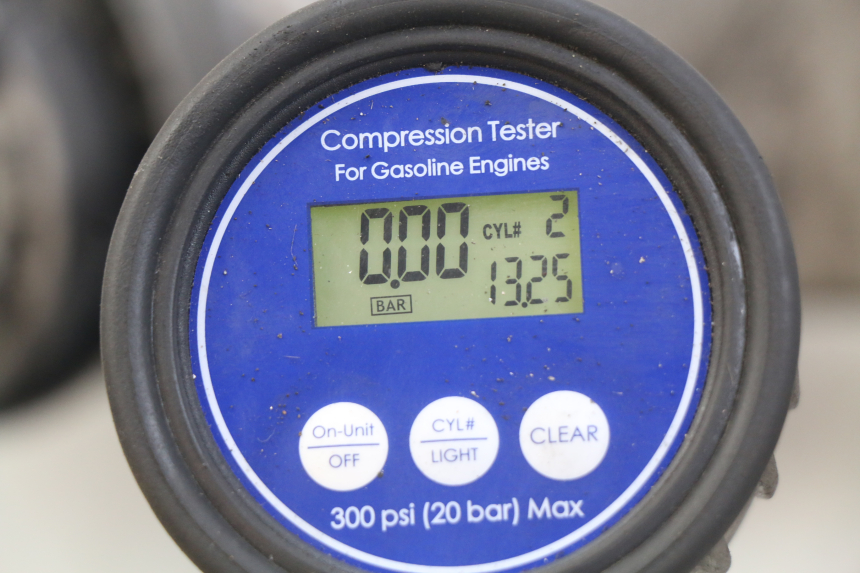 photo de CYLINDER PISTON HONDA FJS SILVERWING SILVER WING 400 (2009 - 2016) - Main view