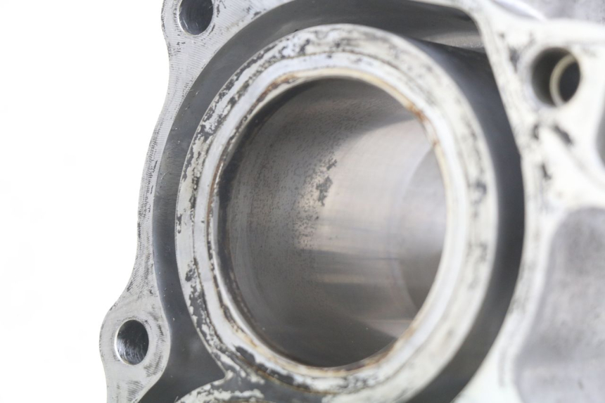 photo de CYLINDER PISTON HONDA FJS SILVERWING SILVER WING 400 (2009 - 2016) - Alternative perspective