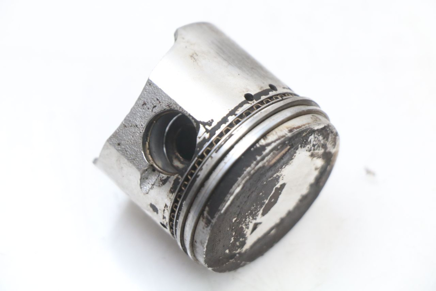 photo de CYLINDER BARREL PISTON PIAGGIO FLY 4T 50 (2004 - 2010) - Additional view of the item