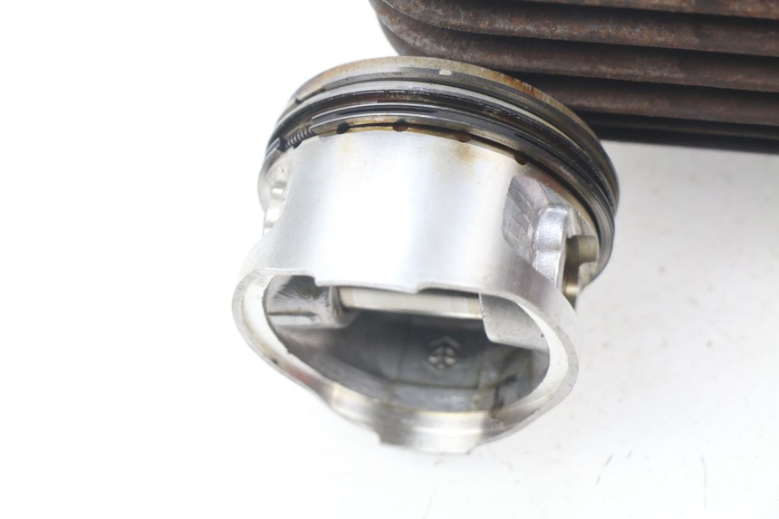 photo de CYLINDER BARREL PISTON PIAGGIO FLY 125 (2005 - 2012) - Detailed visual inspection