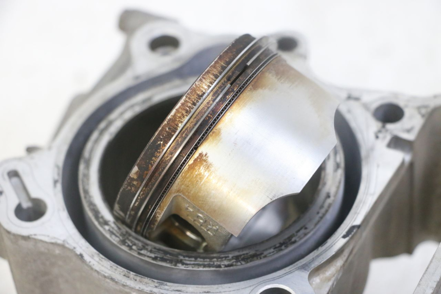 photo de CYLINDER BARREL PISTON HONDA FORZA ABS 300 (2013 - 2017) - High-resolution close-up