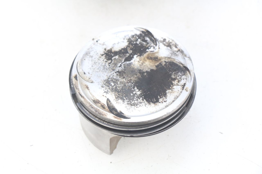 photo de CYLINDER BARREL PISTON PEUGEOT GEOPOLIS 400 (2007 - 2013) - Detailed visual inspection