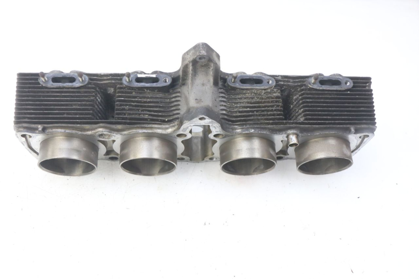 photo de CYLINDER PISTON SUZUKI GSF S BANDIT 600 (2000 - 2004) - Fixing points details