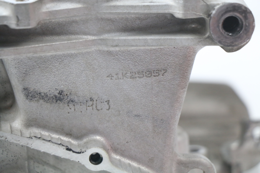 photo de CYLINDER BARREL PISTON SUZUKI GSX-R GSXR K16 1000 (2012 - 2016) - Alternative perspective