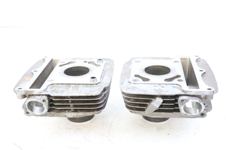 photo de CYLINDER BARREL PISTON HYOSUNG GTR 125 (2006 - 2008) - Component zoom