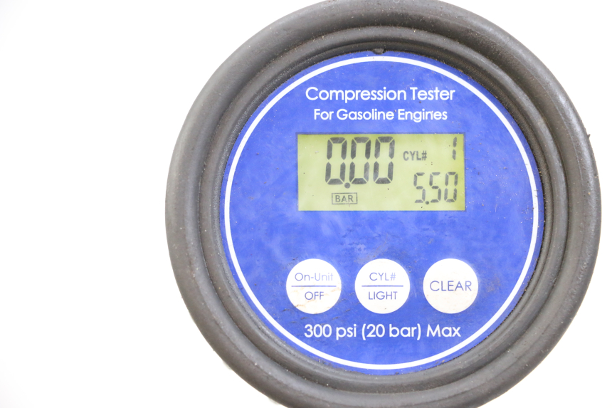 photo de CYLINDER BARREL PISTON HYOSUNG GTR 125 (2006 - 2008) - Alternative perspective