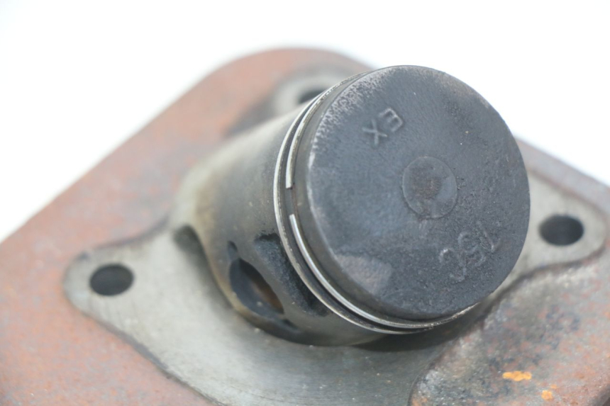 photo de CYLINDER BARREL PISTON SYM JET EURO X 2T 50 (2003 - 2007) - Technical close-up