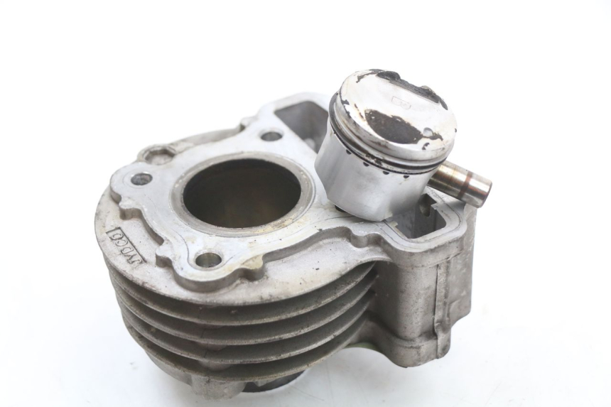 photo de CYLINDER PISTON PEUGEOT KISBEE 4T 50 (2018 - 2022) - Component detail