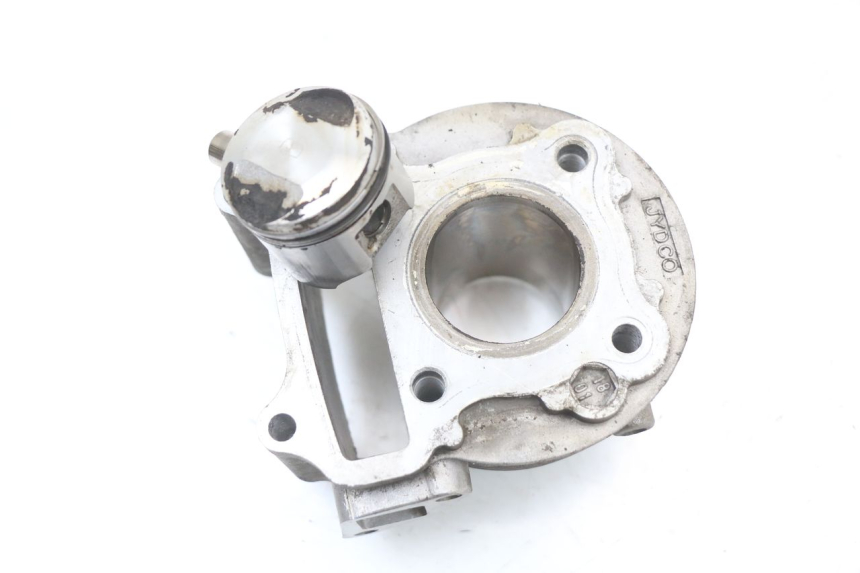 photo de CYLINDER PISTON PEUGEOT KISBEE 4T 50 (2018 - 2022) - Zoom on usage condition