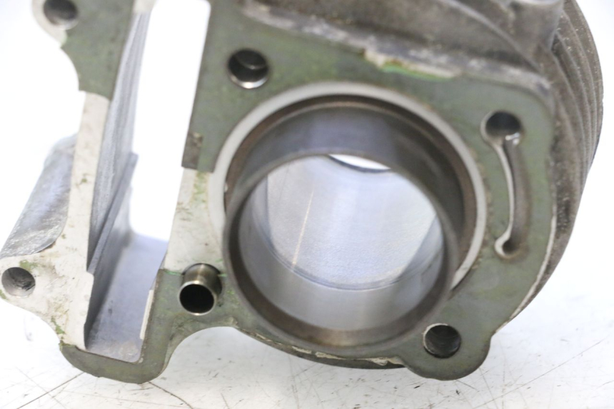 photo de CYLINDER PISTON PEUGEOT KISBEE 4T 50 (2018 - 2022) - Product overview