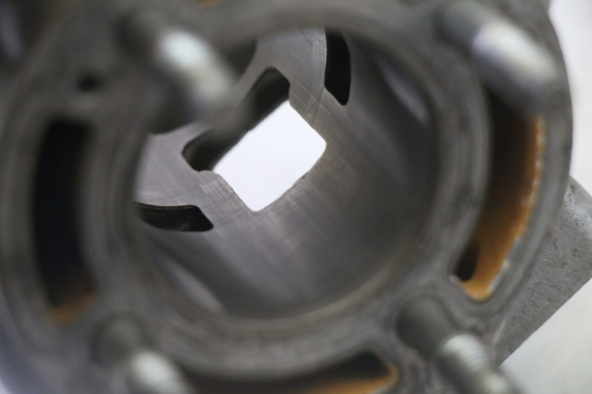 photo de CYLINDER BARREL PISTON KAWASAKI KX 65 (2000 - 2019) - Additional view of the item