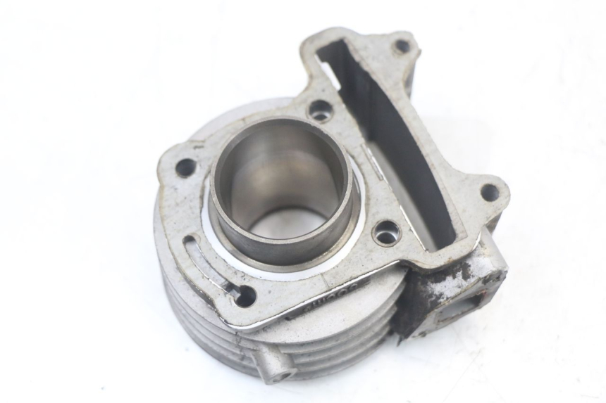photo de CYLINDER PISTON KYMCO AGILITY 4T 50 (2005 - 2018) - Surface and material condition