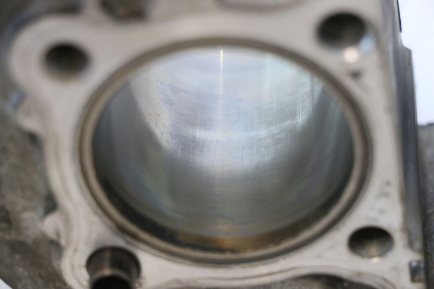 photo de CYLINDER BARREL PISTON KYMCO LIKE 125 (2009 - 2016) - Alternative perspective