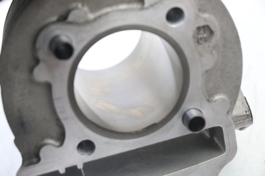 photo de CYLINDER BARREL PISTON LONGJIA SHARPY 125 (2020 - 2024) - Distinctive features