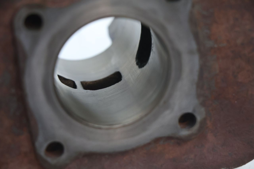 photo de CYLINDER BARREL PISTON PEUGEOT LUDIX ONE 50 (2004 - 2013) - Component zoom