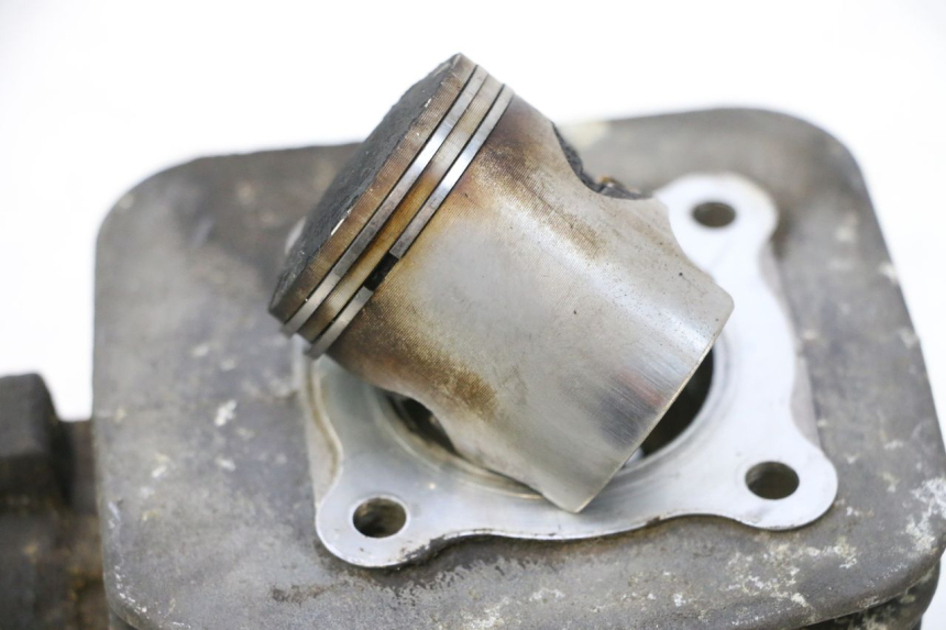 photo de CYLINDER BARREL PISTON PEUGEOT LUDIX ONE 50 (2004 - 2013) - Detailed visual inspection