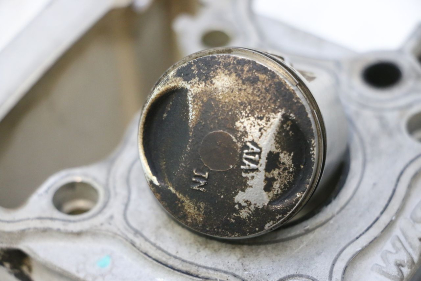 photo de CYLINDER BARREL PISTON SYM MIO 50 (2005 - 2010) - High-resolution close-up
