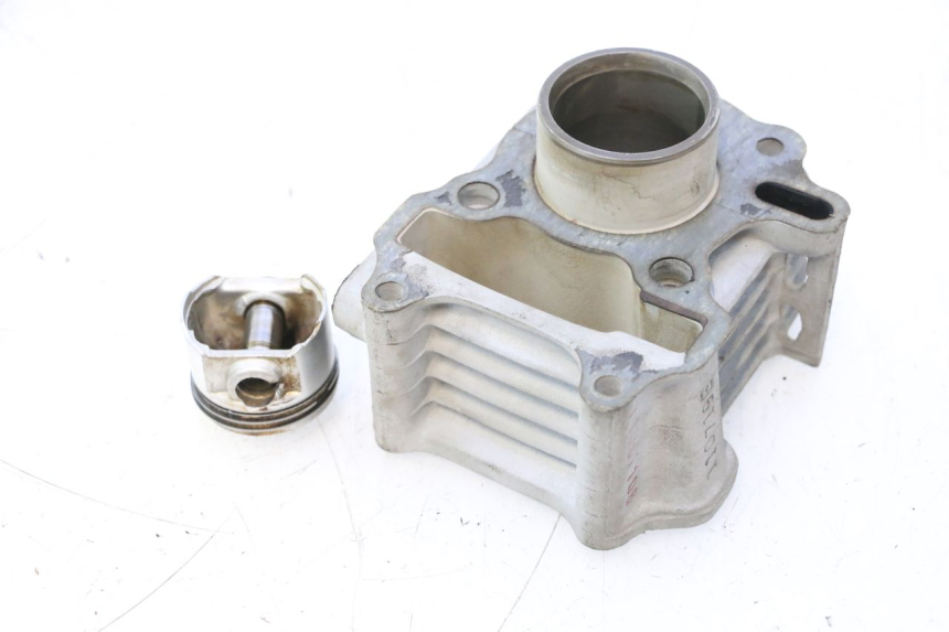photo de CYLINDER BARREL PISTON SYM MIO 50 (2005 - 2010) - Checked used part