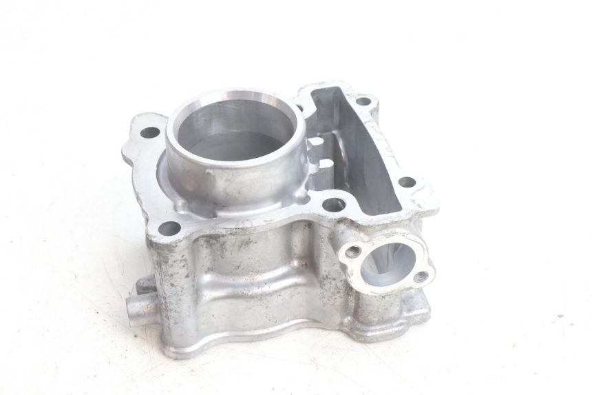 photo de CYLINDER BARREL PISTON YAMAHA N-MAX NMAX 125 (2021 - 2024) - Distinctive features