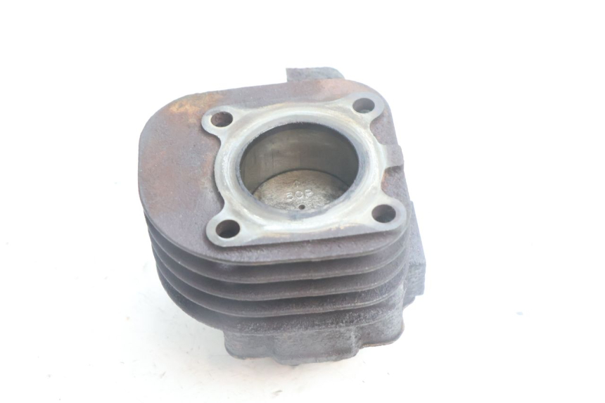 photo de CYLINDER BARREL PISTON YAMAHA NEO'S NEOS 2T 50 (1998 - 2007) - Alternative perspective
