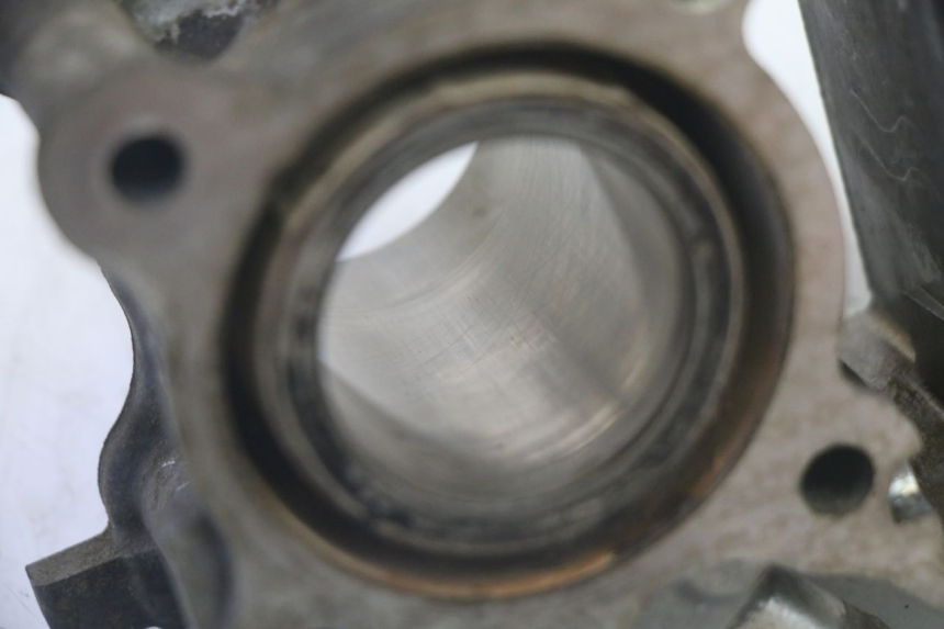 photo de CYLINDER BARREL PISTON YAMAHA NEOS NEO'S 4T 50 (2008 - 2016) - Surface and material condition