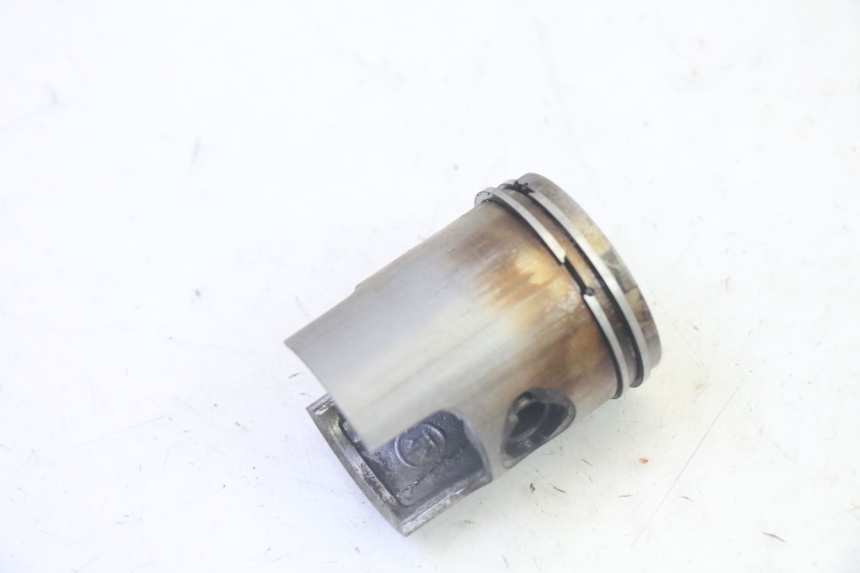 photo de CYLINDER BARREL PISTON PIAGGIO NEW TYPHOON 50 (2010 - 2017) - Used quality zoom