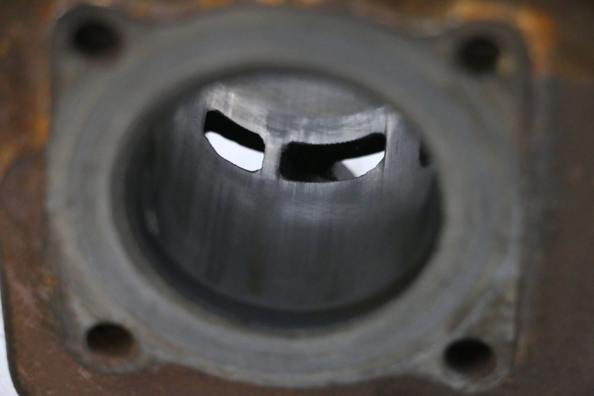 photo de CYLINDER BARREL PISTON PIAGGIO NEW TYPHOON 50 (2018 - 2021) - Distinctive features