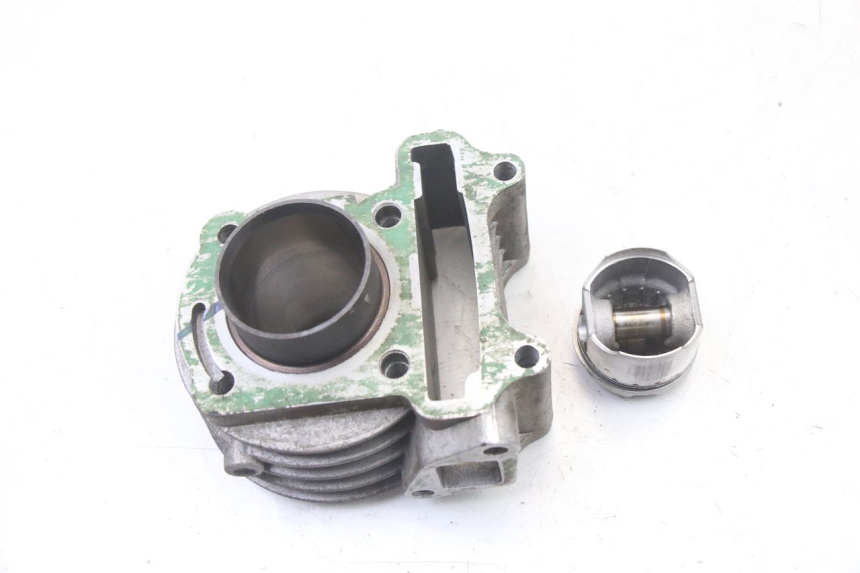 photo de CYLINDER BARREL PISTON PEUGEOT KISBEE 4T 50 (2010 - 2017) - Product overview
