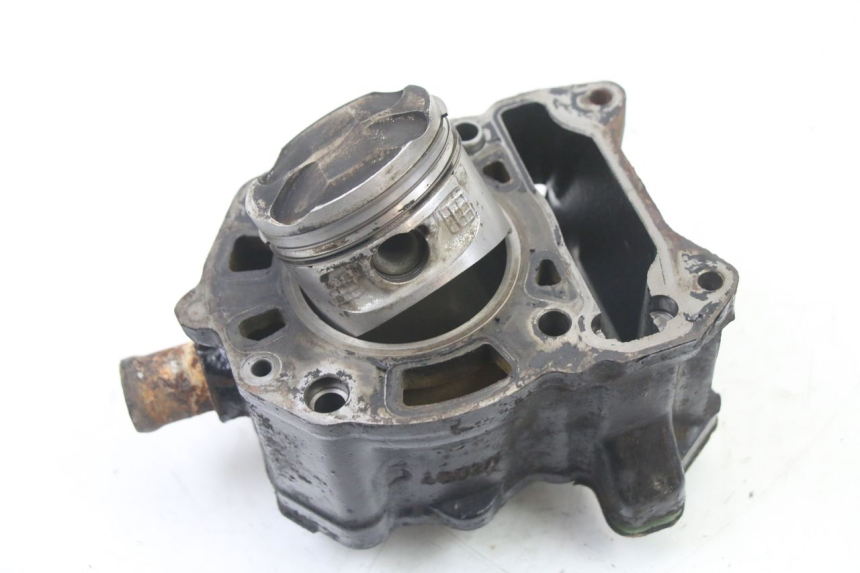 photo de CYLINDER PISTON PIAGGIO X8 125 (2004 - 2007) - Component detail