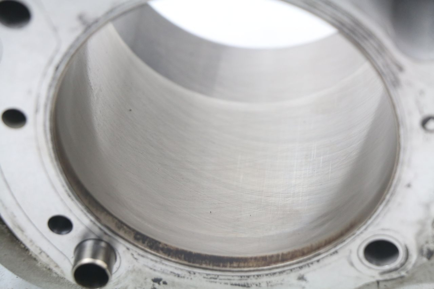 photo de CYLINDER BARREL PISTON BMW R GS 1150 (1999 - 2004) - Fixing points details