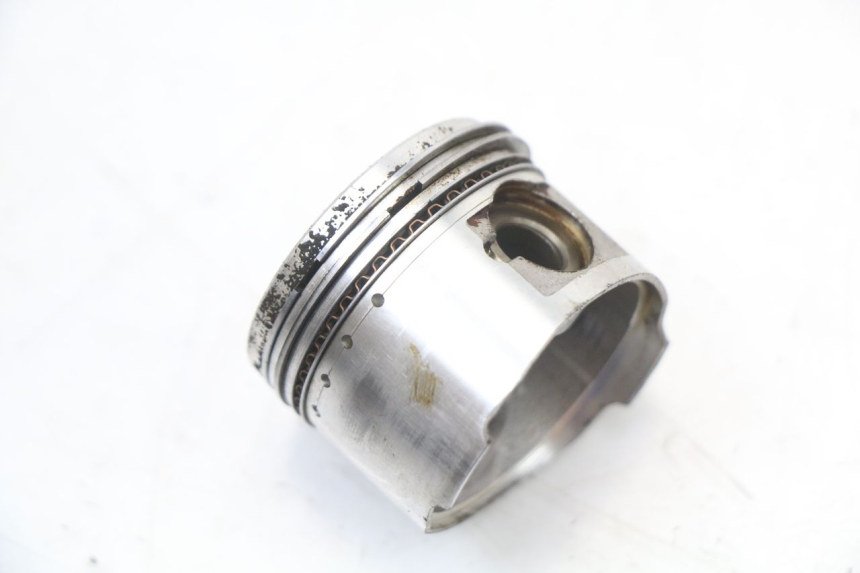 photo de CYLINDER PISTON EUROCKA R8 4T 50 (2013 - 2022) - Additional view of the item