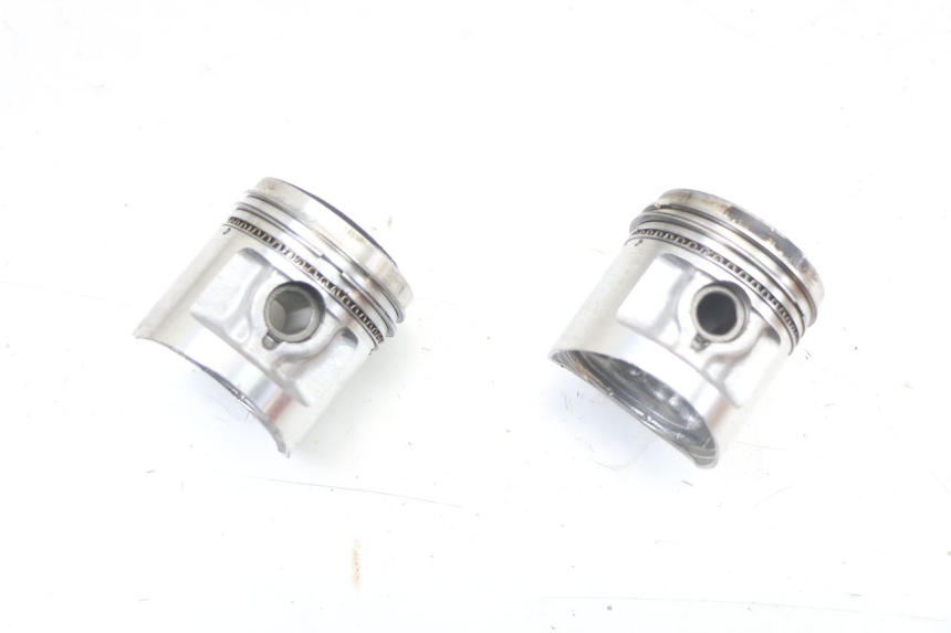 photo de CYLINDER BARREL PISTON REGAL RAPTOR RAXTER 2 125 (2007 - 2015) - Fixing points details