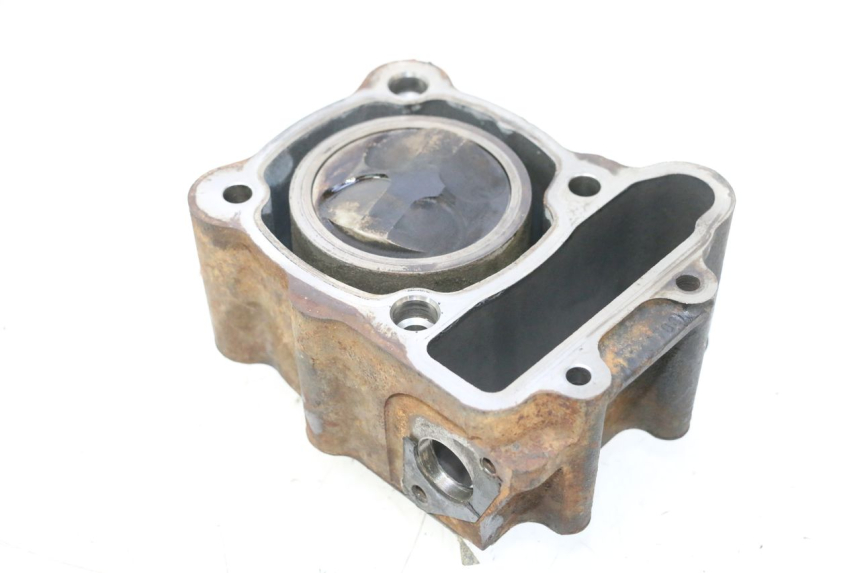 photo de CYLINDER PISTON PEUGEOT SATELIS 125 (2006 - 2009) - Alternative perspective