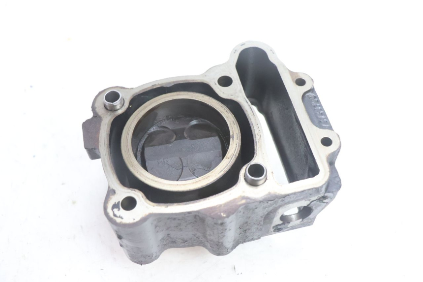 photo de CYLINDER PISTON PEUGEOT SATELIS 125 (2006 - 2009) - Zoom on usage condition