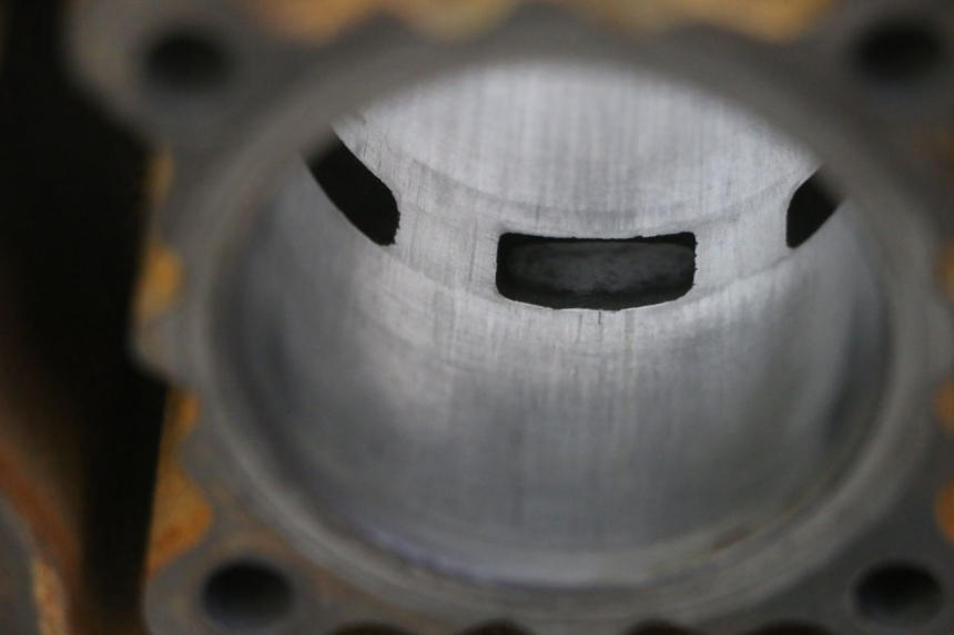 photo de CYLINDER BARREL PISTON DERBI SENDA SM DRD 50 (2008 - 2013) - Additional view of the item