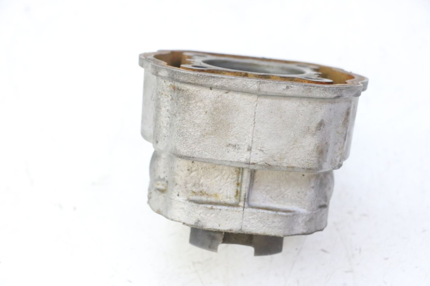 photo de CYLINDER BARREL PISTON DERBI SENDA SM DRD 50 (2008 - 2013) - High-resolution close-up