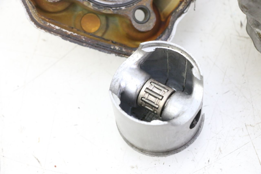 photo de CYLINDER BARREL PISTON DERBI SENDA SM DRD 50 (2008 - 2013) - Used quality zoom