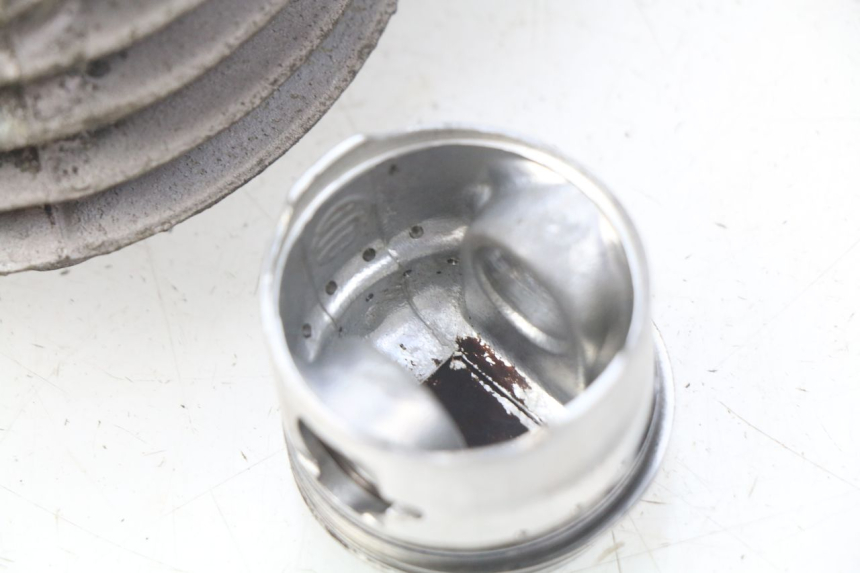 photo de CYLINDER BARREL PISTON KYMCO SENTO 50 (2008 - 2013) - Zoom on usage condition