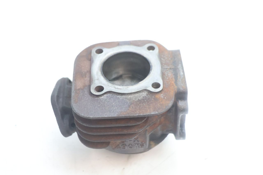 photo de CYLINDER BARREL PISTON YAMAHA SLIDER 50 (1999 - 2004) - Technical close-up