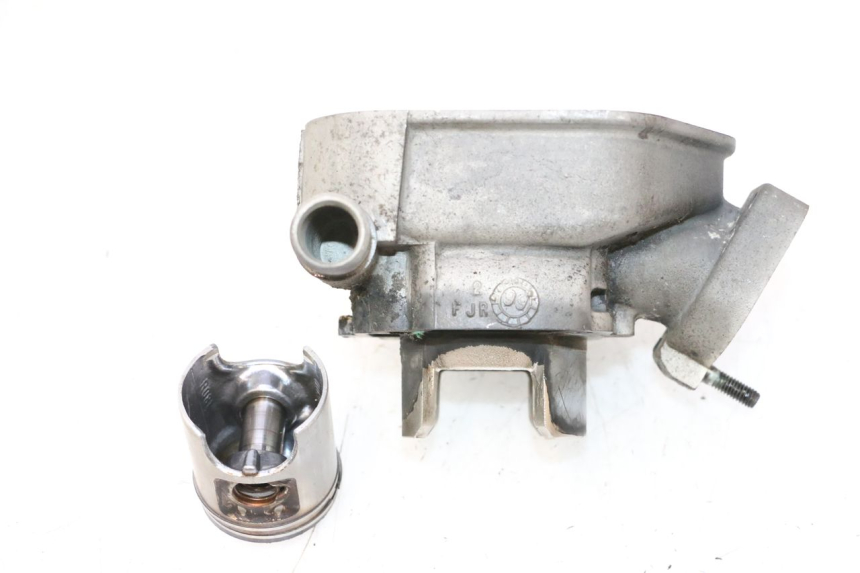 photo de CYLINDER BARREL PISTON PEUGEOT SPEEDFIGHT LC 50 (1996 - 2002) - Alternative angle