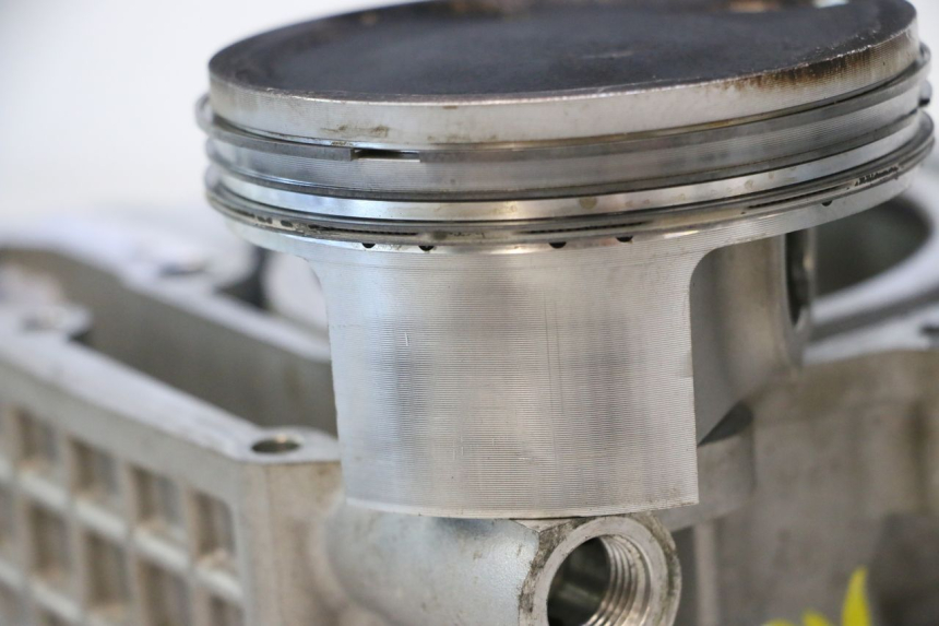 photo de CYLINDER BARREL PISTON CAN-AM SPYDER RS 1000 (2008 - 2012) - Technical close-up