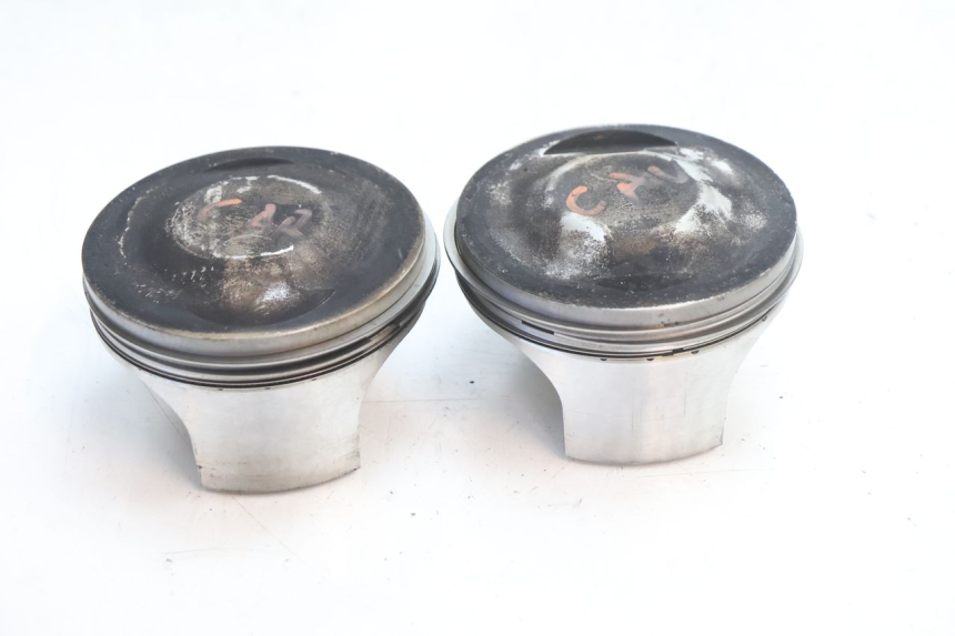 photo de CYLINDER BARREL PISTON DUCATI SS IE DS CARENEE 1000 (2002 - 2006) - Alternative perspective