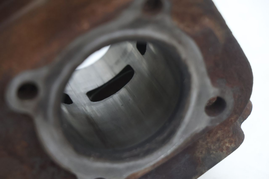 photo de CYLINDER BARREL PISTON MBK STUNT NAKED 50 (2004 - 2018) - Markings and original references