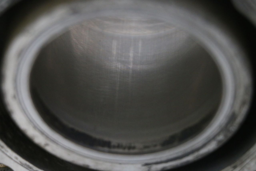 photo de CYLINDER BARREL PISTON SUZUKI BURGMAN 125 (2015 - 2017) - Fixing points details